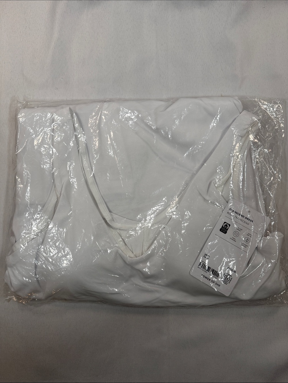 Athleta Transcend Dress – White – Size Medium – NWT